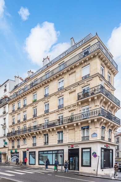 96 Rue De Belleville, Paris à louer - Photo de l’immeuble – Image 3 sur 3