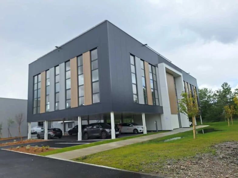 9 Rue Léon Morane, Mérignac à vendre - Photo de l’immeuble – Image 1 sur 11