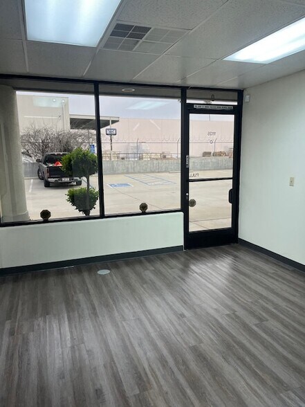 11135 E Rush St, South El Monte, CA à louer - Photo de l’immeuble – Image 3 sur 9