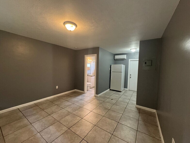 5010 NW 2nd Ave, Miami, FL à vendre - Photo de l’immeuble – Image 3 sur 8
