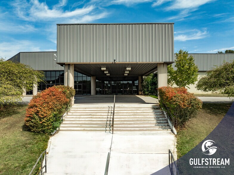 Hines Portfolio — Owensboro, KY portefeuille de 5 biens à vendre sur LoopNet.fr - Photo de l’immeuble – Image 1 sur 16