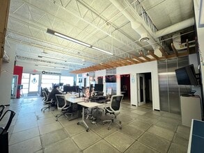 111 Adell Pl, Elmhurst, IL à louer Photo intérieure– Image 2 sur 16