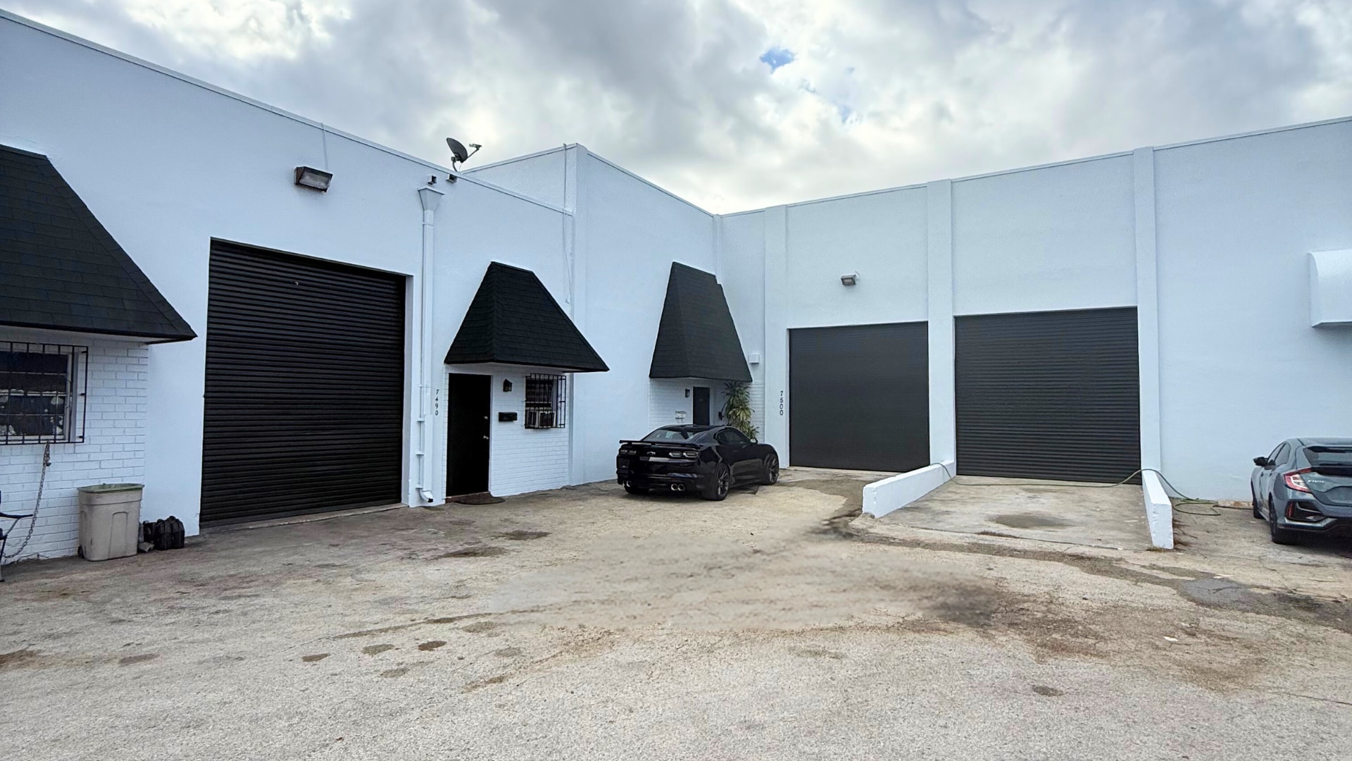 7460-7580 NW 82nd St, Medley, FL à louer Photo de l’immeuble– Image 1 sur 20