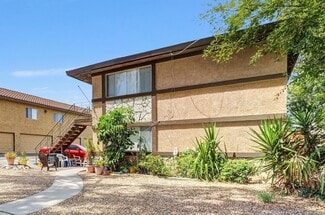 Plus de détails pour 712 E Howard St, Corona, CA - Logement à vendre
