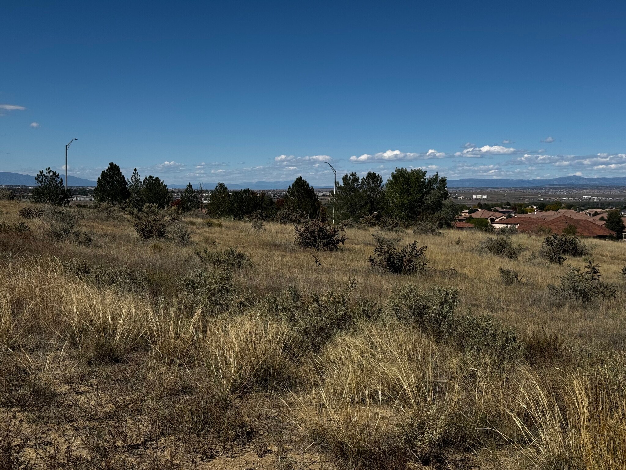 Village Green pl, Pueblo, CO à vendre Photo principale– Image 1 sur 8