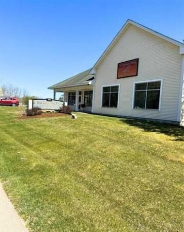 501 Daniel Webster Hwy, Merrimack, NH à louer - Photo de l’immeuble – Image 3 sur 4