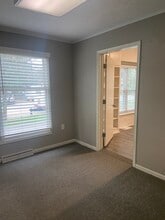 225 E Liberty St, Medina, OH à louer Photo intérieure– Image 1 sur 4