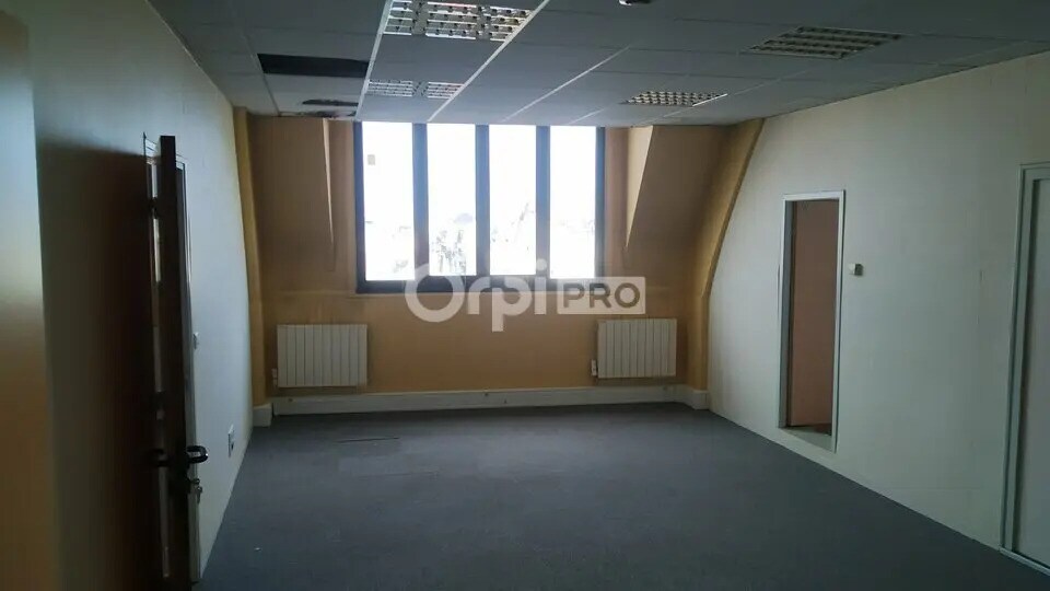 Bureau dans Reims à louer - Photo intérieure – Image 3 sur 9