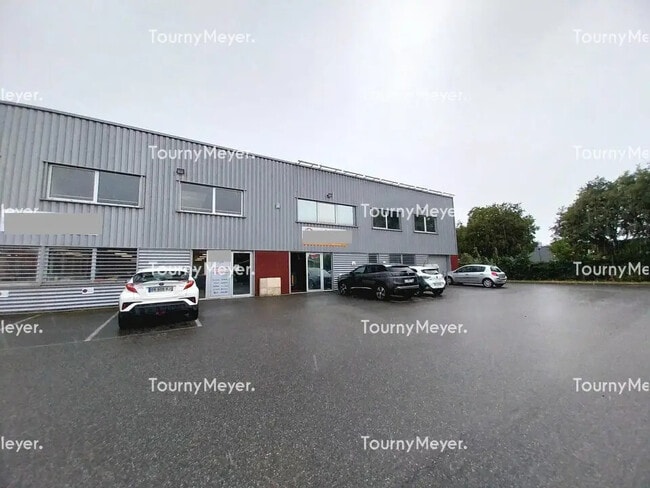 Plus de détails pour Local d’activités à vendre