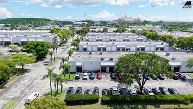4131 SW 47th Ave, Davie, FL à louer Photo intérieure– Image 2 sur 14