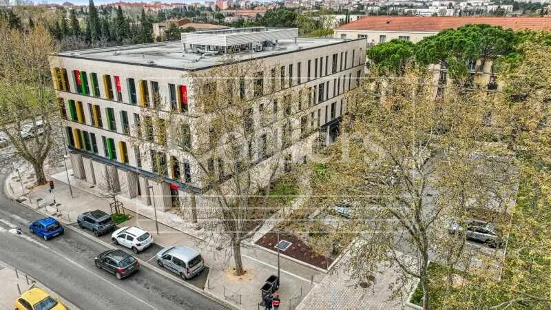 Bureau dans Aix-en-Provence à louer - Photo de l’immeuble – Image 3 sur 7