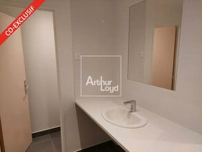 Bureau dans Lieusaint à louer Photo intérieure– Image 2 sur 7