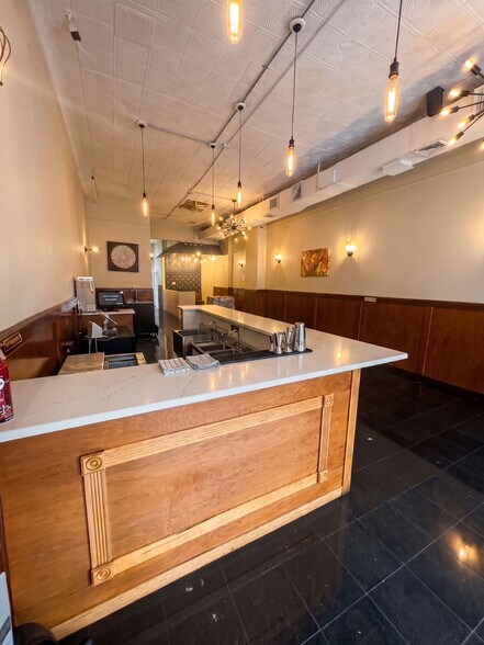 140 Montague St, Brooklyn, NY à louer - Photo de l’immeuble – Image 3 sur 7