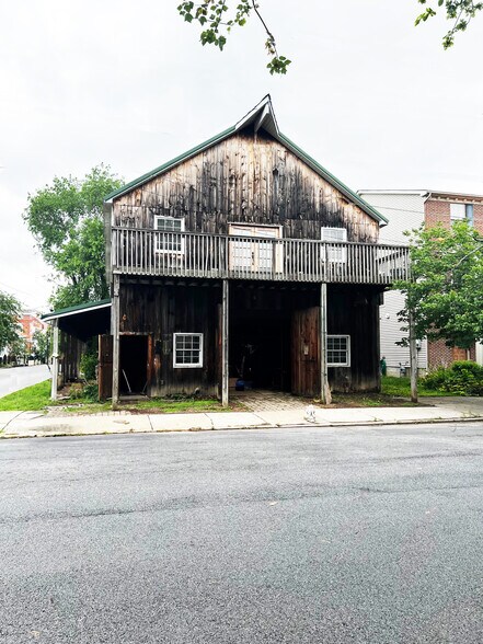 124 Clinton St, Delaware City, DE à vendre - Photo de l’immeuble – Image 3 sur 13
