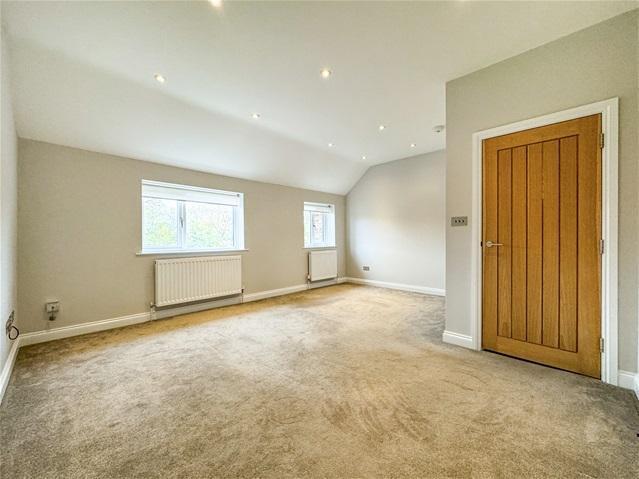 385 Luton Rd, Harpenden à vendre - Photo de l’immeuble – Image 3 sur 14