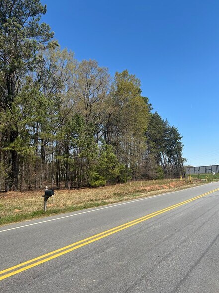 Sterling Grove rd, Piedmont, SC à vendre - Photo de l’immeuble – Image 3 sur 4