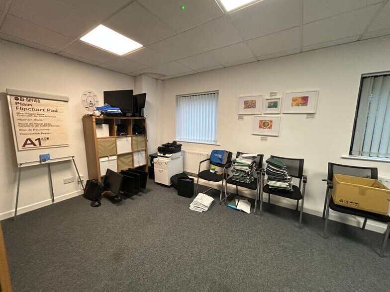 96 Beechill Rd, Belfast à louer - Photo de l’immeuble – Image 1 sur 4