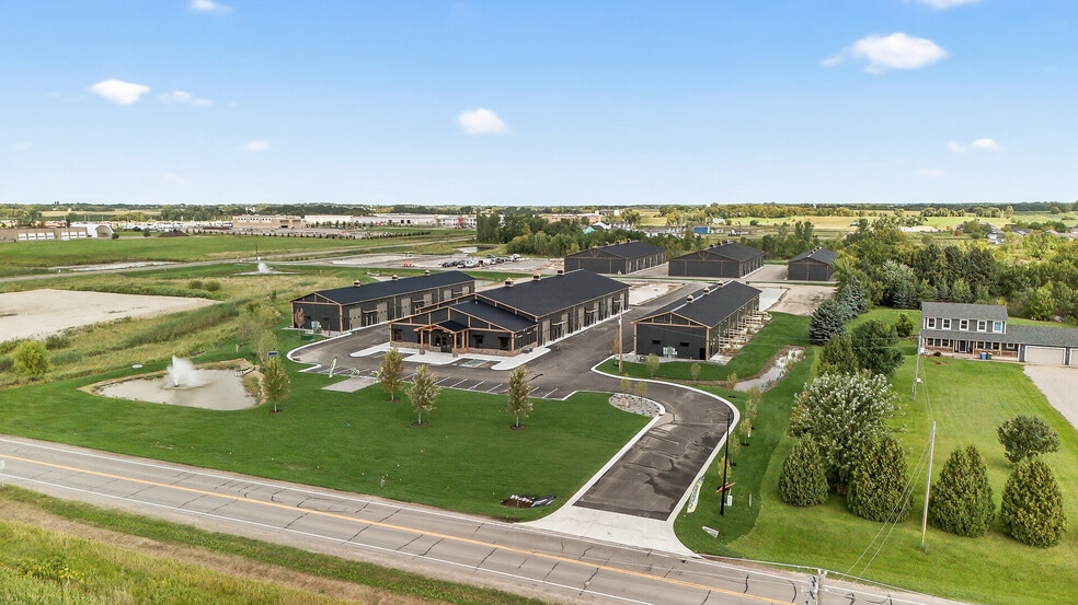 7060 Kagan Avenue NE, Otsego, MN à vendre - Photo de l’immeuble – Image 3 sur 60