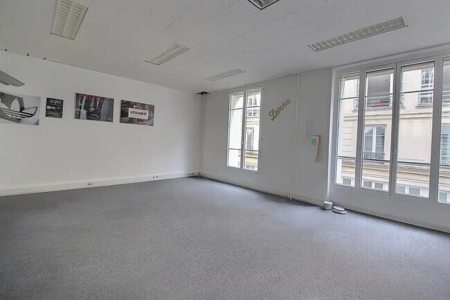 Plus de détails pour 4 Cité Paradis, Paris - Bureau à louer