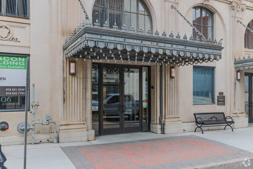 406 S Boulder Ave, Tulsa, OK à louer - Photo de l’immeuble – Image 3 sur 4