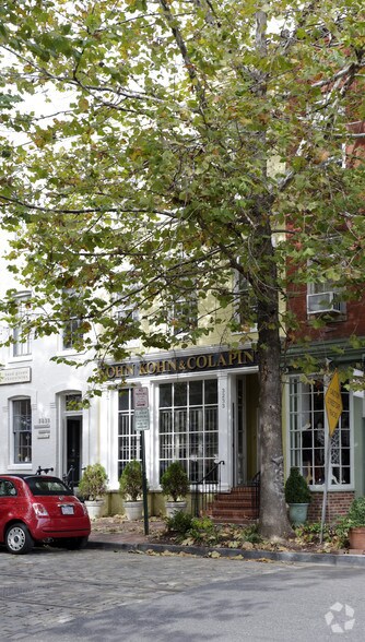 3233 P St NW, Washington, DC à louer - Photo de l’immeuble – Image 2 sur 4