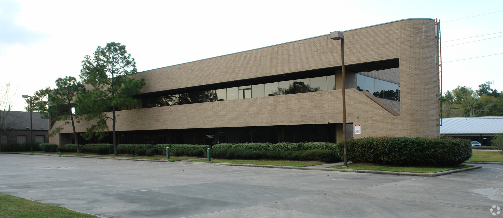 2330 Timber Shadows Dr, Kingwood, TX à louer Photo principale– Image 1 sur 6