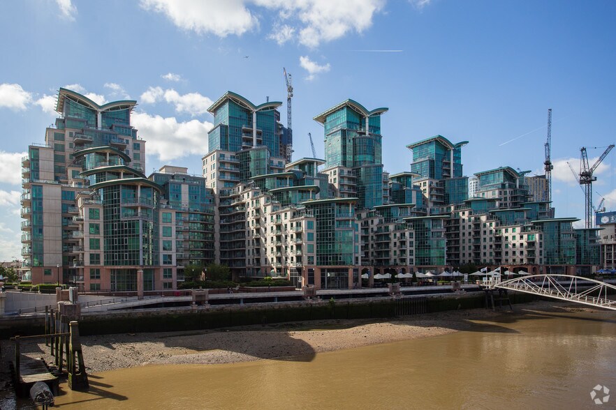10 Wandsworth Rd, Londres à vendre - Photo de l’immeuble – Image 3 sur 25