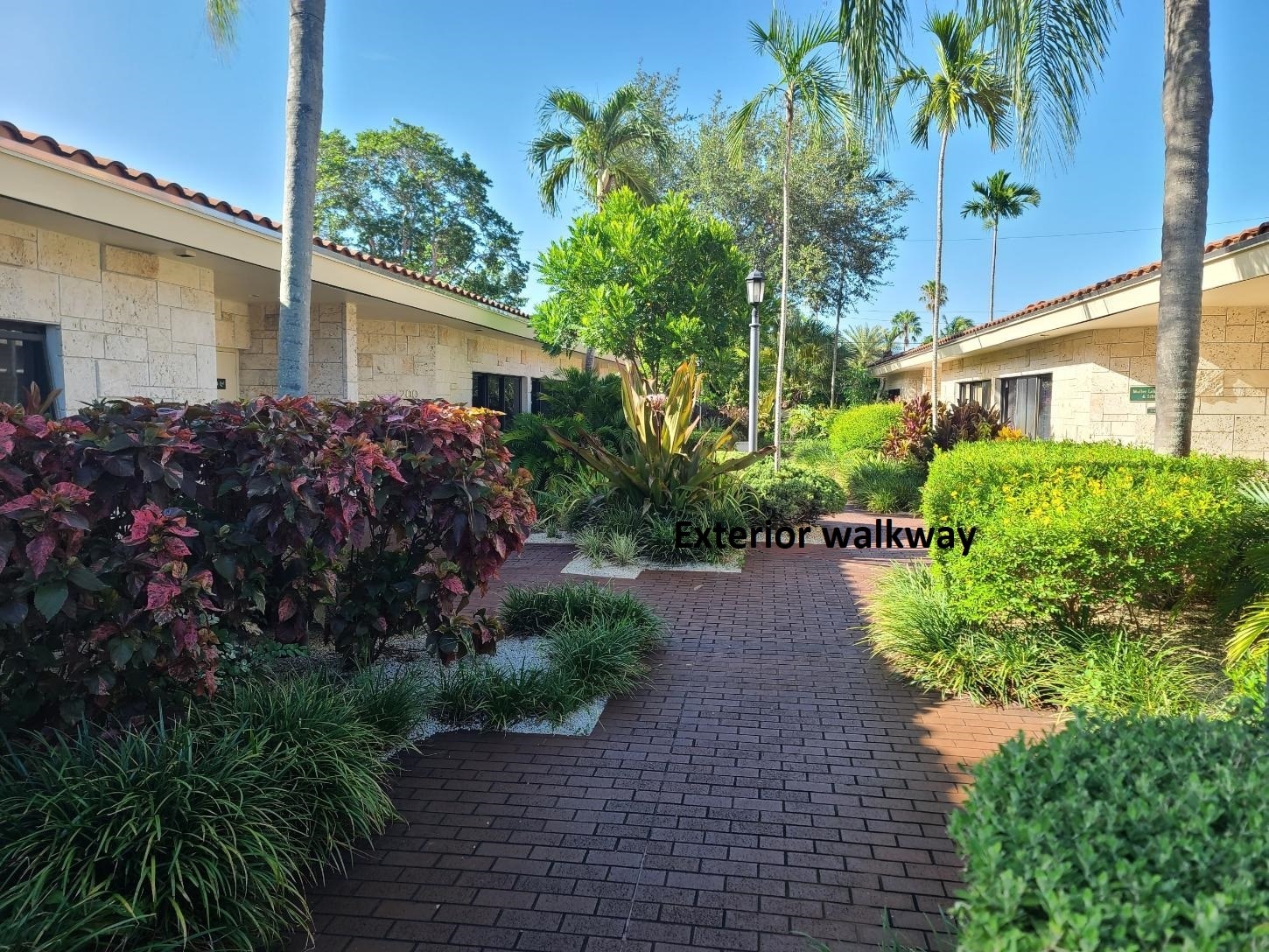 7315 SW 87th Ave, Miami, FL à louer Photo intérieure– Image 1 sur 7