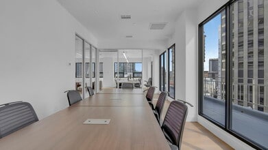 625 Market St, San Francisco, CA à louer Photo intérieure– Image 2 sur 2