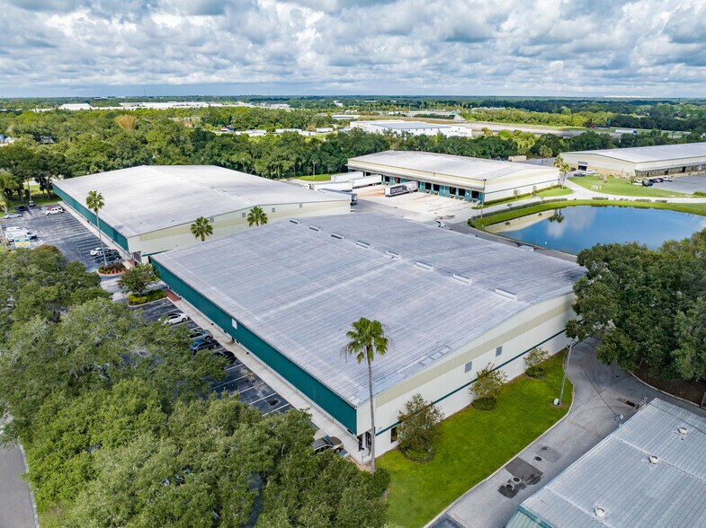 5725 New Tampa Hwy, Lakeland, FL à louer - Photo de l’immeuble – Image 2 sur 6