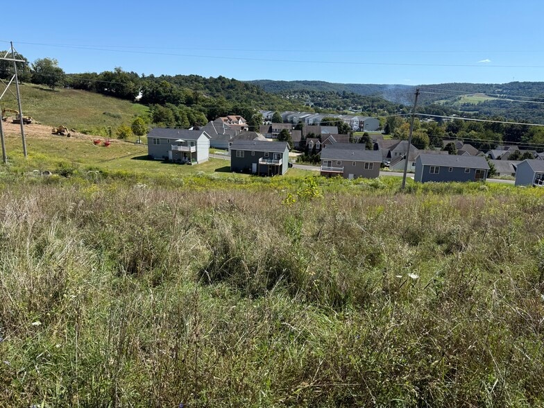 113 Summit Ridge Ave, Morgantown, WV à vendre - Photo principale – Image 1 sur 6