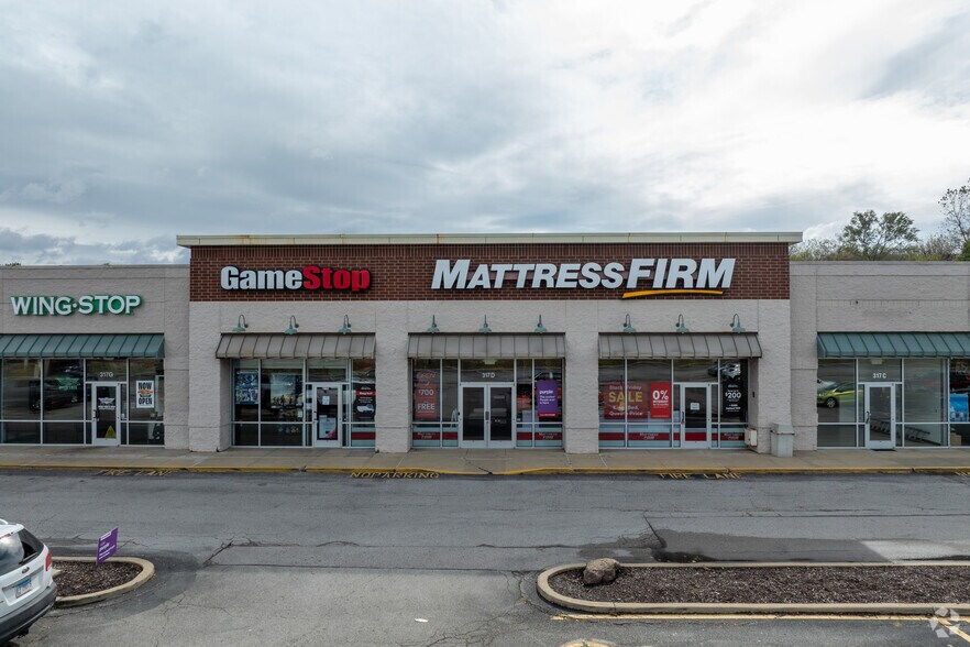 309-319 Homer M Adams Pky, Alton, IL à louer - Photo de l’immeuble – Image 2 sur 6