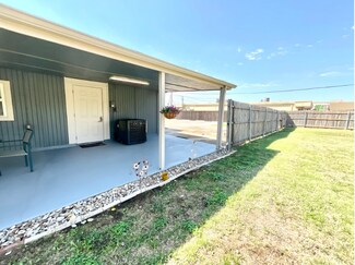 Plus de détails pour 5617 Watauga Rd, Watauga, TX - Local commercial à vendre
