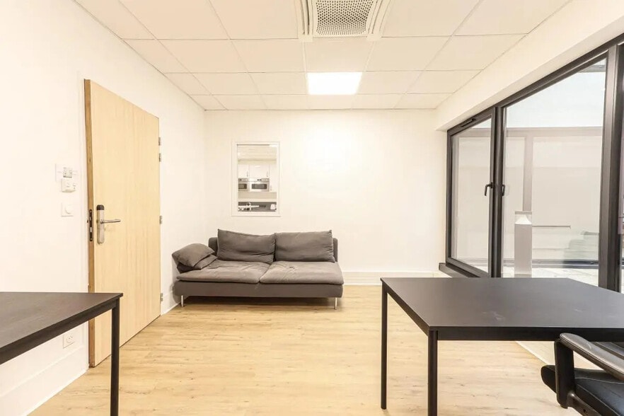 Bureau dans Ivry-sur-Seine à louer - Photo intérieure – Image 3 sur 8