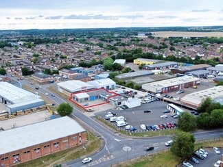 Plus de détails pour Churchill Rd, Bicester - Local commercial à louer