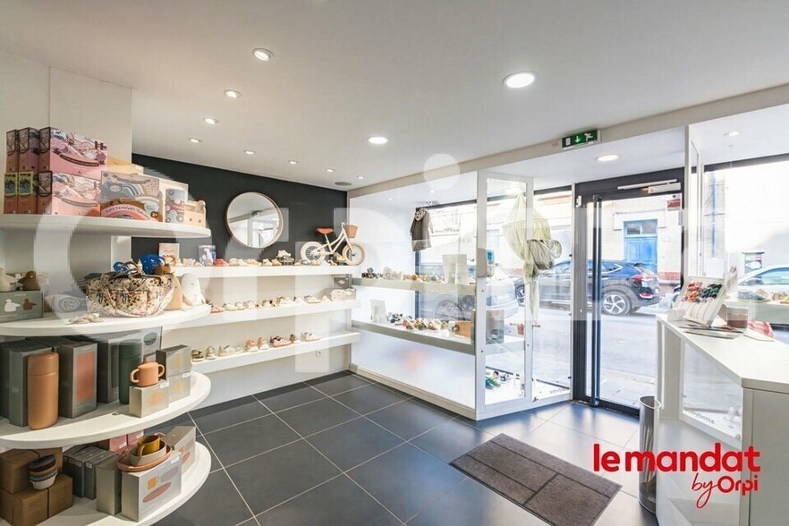 Local commercial dans Épernay à louer - Photo intérieure – Image 1 sur 6