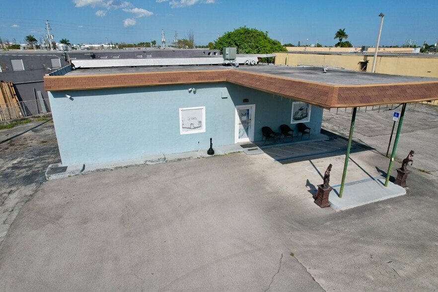3131 W Okeechobee Rd, Hialeah, FL à vendre - Photo de l’immeuble – Image 2 sur 52