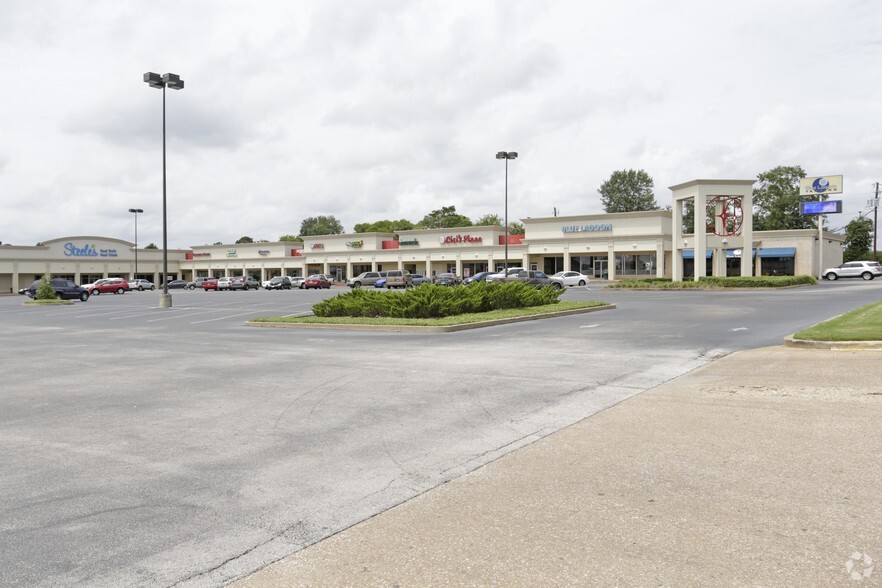 3801 North St, Nacogdoches, TX à louer - Photo de l’immeuble – Image 1 sur 6