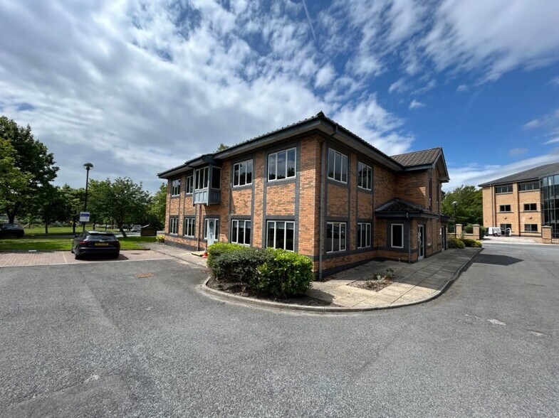 Cardale Park, Harrogate à vendre - Photo de l’immeuble – Image 2 sur 10