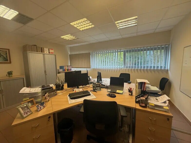 Bureau dans Beauvais à vendre - Photo intérieure – Image 2 sur 6