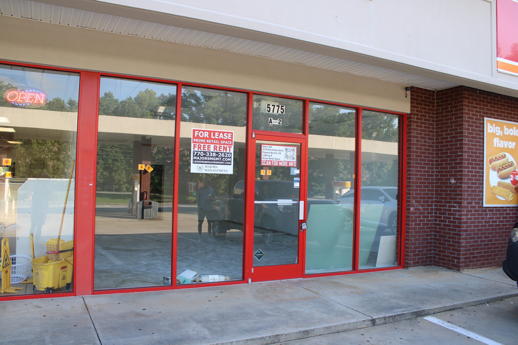 5775 Phil Niekro Blvd, Flowery Branch, GA à louer Photo intérieure– Image 1 sur 10