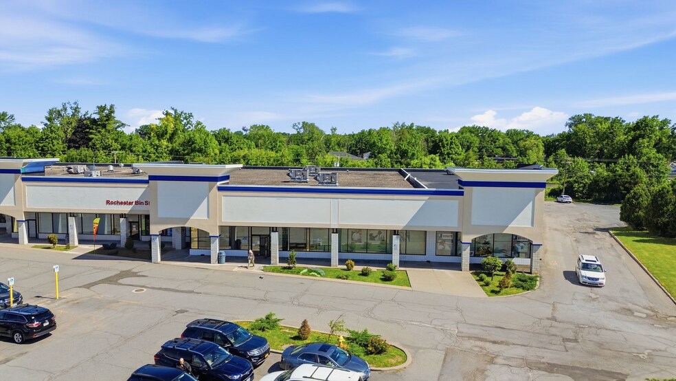 376 S Jefferson Rd, Rochester, NY à louer - Photo de l’immeuble – Image 3 sur 9