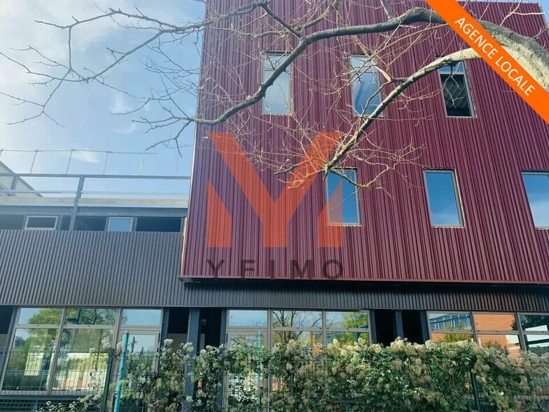 Local d'activités dans Gennevilliers à vendre - Photo de l’immeuble – Image 3 sur 4