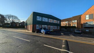 Plus de détails pour Southampton Rd, Ringwood - Industriel/Logistique à louer