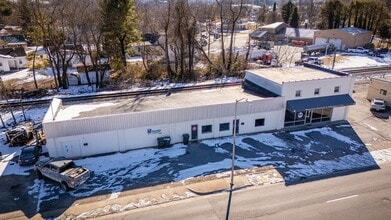 560 W Main St, Abingdon, VA - Vue aérienne  vue de carte