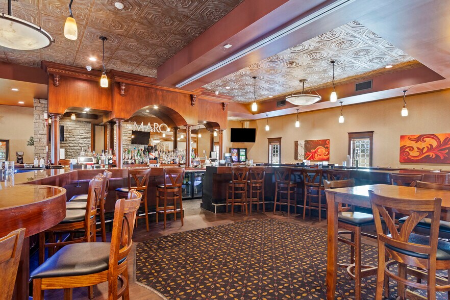 3177 French Rd, De Pere, WI à vendre - Photo de l’immeuble – Image 3 sur 69