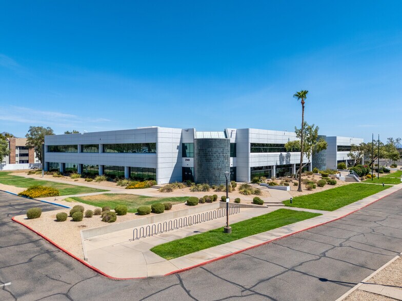 2149 W Dunlap Ave, Phoenix, AZ à vendre - Photo de l’immeuble – Image 2 sur 14