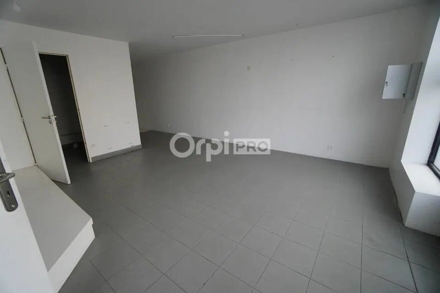 Local d'activités dans Marsannay-la-Côte à vendre - Photo de l’immeuble – Image 2 sur 3