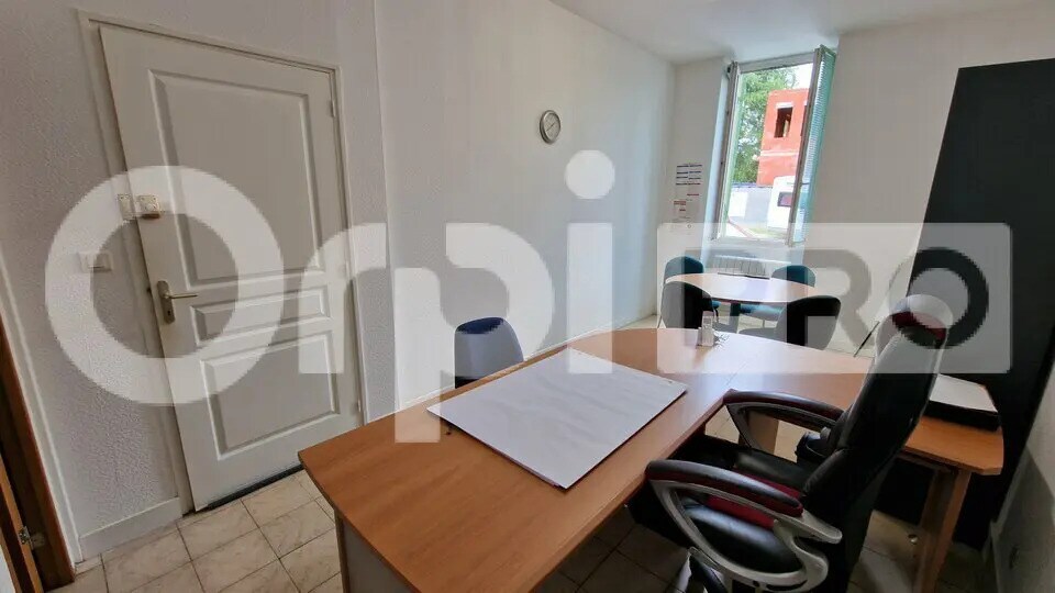 Bureau dans VILLENAVE-D'ORNON à louer - Photo de l’immeuble – Image 2 sur 3
