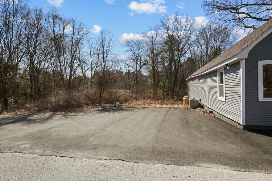 120 Danielson Pike, Foster, RI à vendre - Photo de l’immeuble – Image 2 sur 25